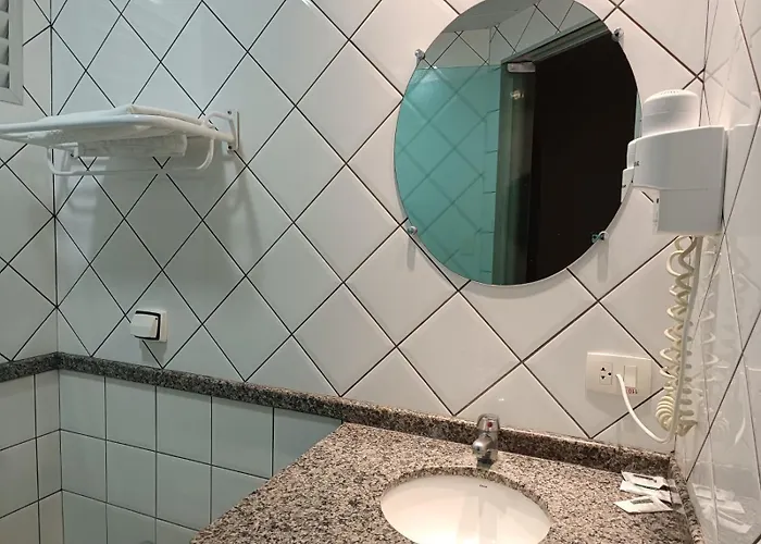 Hotel Gaph Maringa - Economico Mini Resort - Urbano - Corporativo