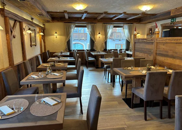 3 star hotel: Hotel Crosal