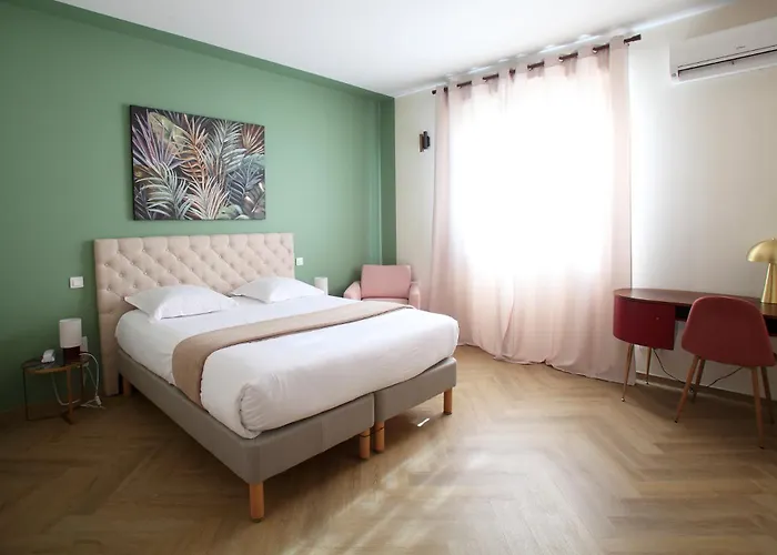 Hôtel romantique: Hotel Le Blason de Provence