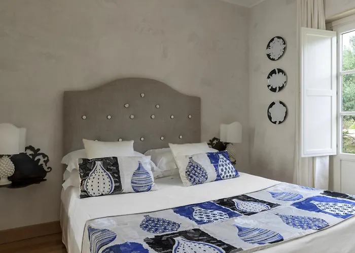 Hotel Jacuzzi: Zahir Country House Boutique Hotel Noto