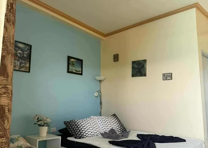 Beach hotel: Playa Blanca Beach Resort (Adults Only)
