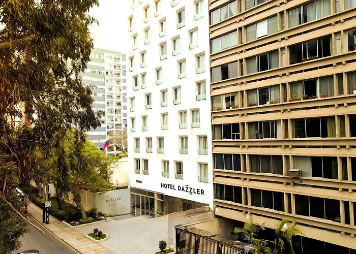 Dazzler By Wyndham Lima San Isidro