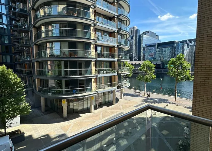 Canary Wharf - Luxury Apartments