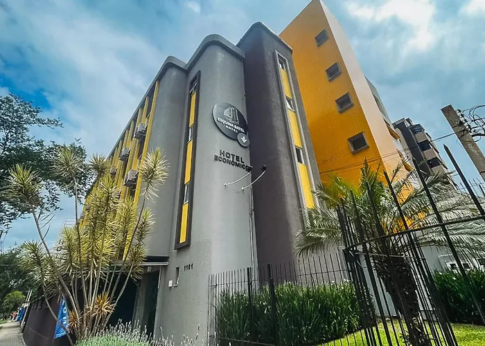 Esquina Batel - Hotel Econômico