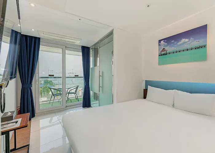 Hamdeok Beach Stay Jeju