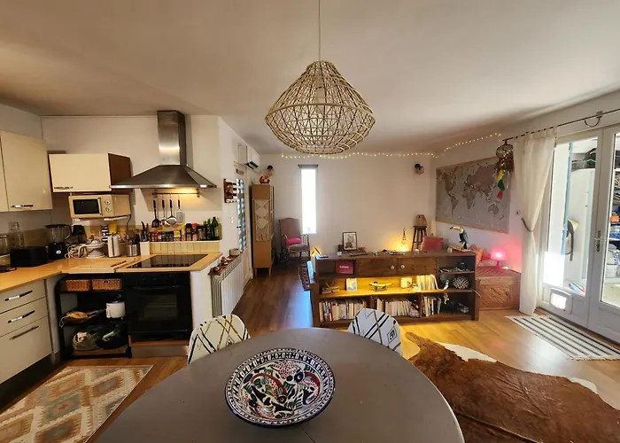 Hôtel central: Le Mazet des Beaujots