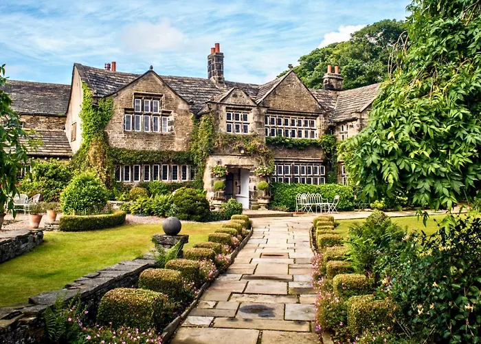 Holdsworth House