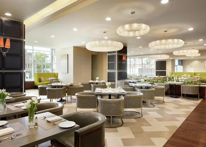 Embassy Suites Los Angeles Glendale