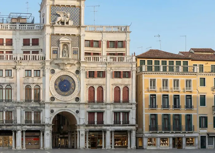 Cheap hotel: Bellevue Luxury Rooms - San Marco Luxury