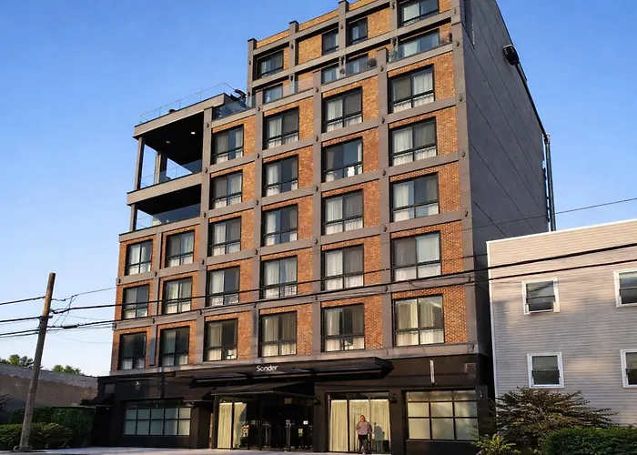 Dutch Hotel Long Island City New York , Belvilla District 6 Formerly Sonder