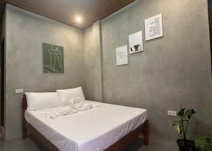 Astra Tourist Inn Near Airport With High Speed Free Wifi