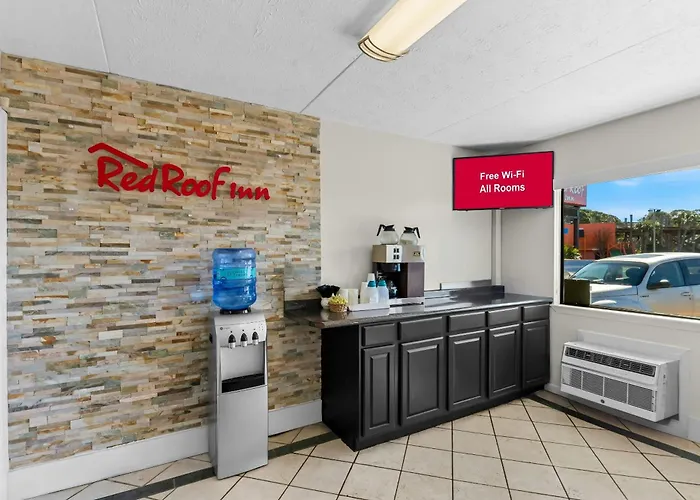 Motels Red Roof Inn Panama City Beach
