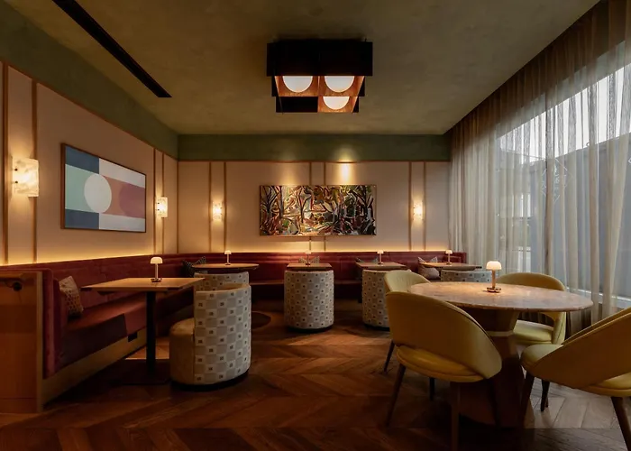 Doubletree By Hilton London Victoria