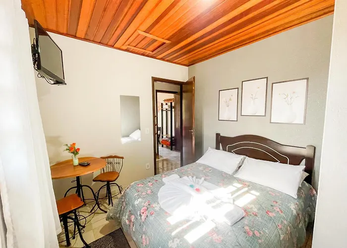Hotel 3 estrelas: Chalé do Parque
