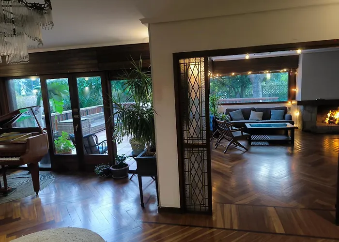 Azkorri Beach House 9 Rooms Bilbao