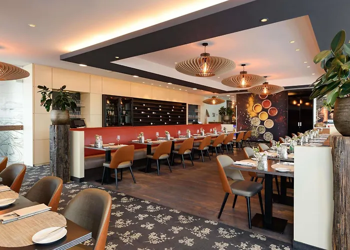 Hotel Jacuzzi: Moevenpick Hotel Amsterdam City Centre