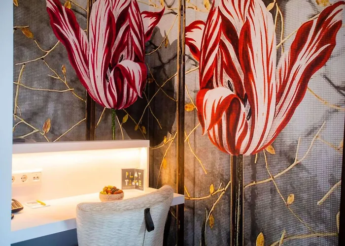 Golden Tulip Hotel Central