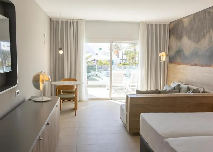 Luxury hotel only: Radisson Blu Resort, Lanzarote Adults Only