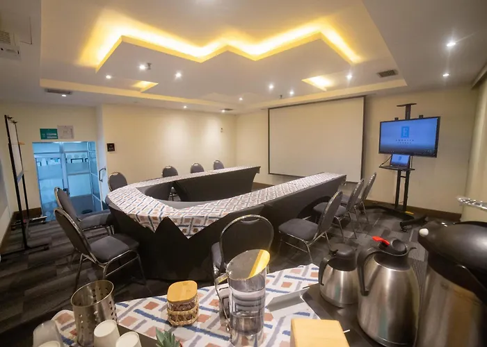 Hotel con tenis: Embassy Suites by Hilton Bogotá - Rosales