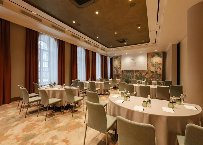 Romantic hotels Grand Vilnius, Curio Collection By Hilton