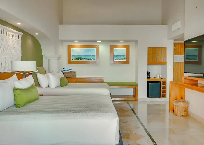Puerto Aventuras Hotel & Beach Club