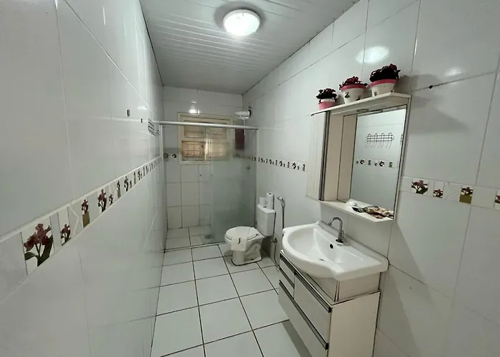 Hotel com piscina: Pousada Pé da Serra