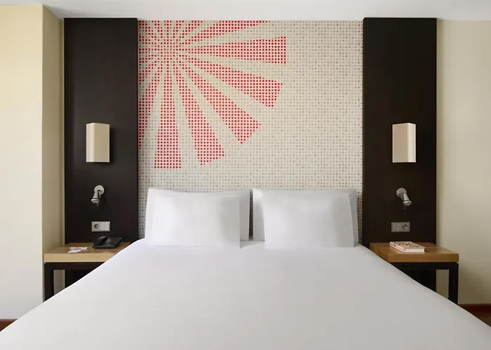 Central hotel: Istay By Nh Ciudad De Valencia Hotel