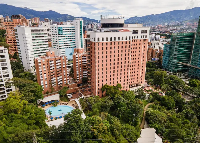 Hotels with pool Dann Carlton Medellin