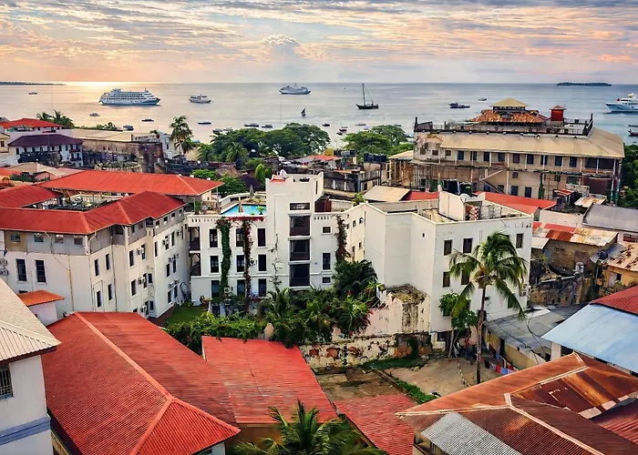 Maru Maru Hotel