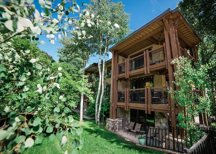Apartment: Lift One Condominiums - 1, 2, 3 Bedroom Units Adjacent To Downtown Aspen