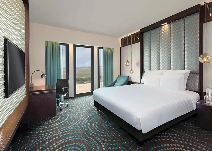 Ping Pong hotel: Pullman New Delhi Aerocity
