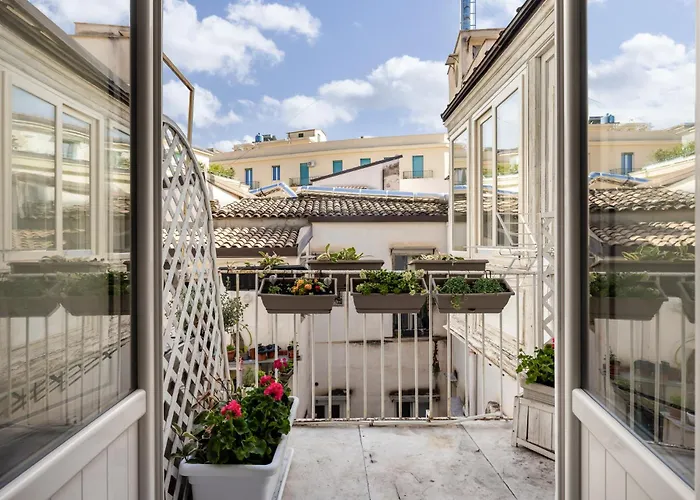 Palazzo Cavarretta - Pinella'S Rooms And Apartment