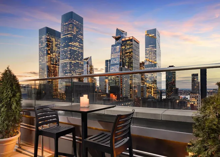 Doubletree By Hilton New York Times Square South