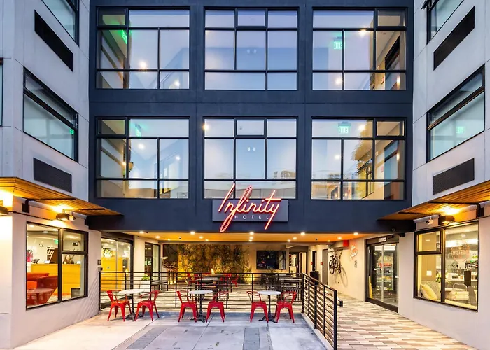 Luxury hotel only: Infinity Hotel San Francisco, Tapestry Collection By Hilton