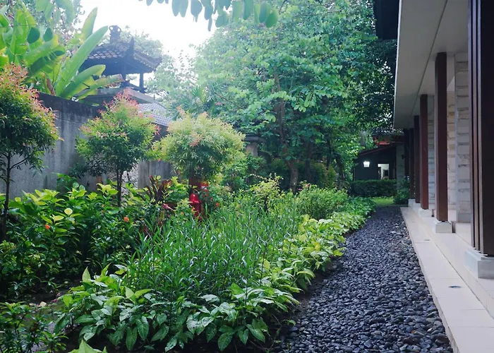Grand Whiz Hotel Nusa Dua Bali