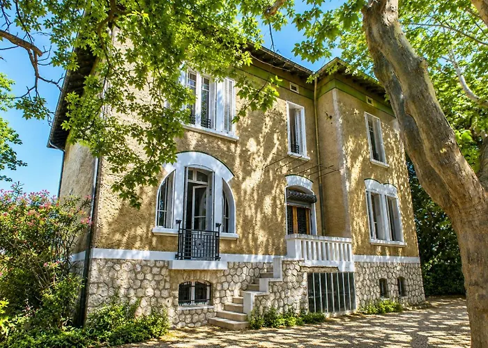 Chambre Dans Villa Privee, Charme Et Confort Proche Velodrome & Plages - Parking Prive
