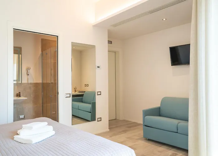 Riviera Hotel