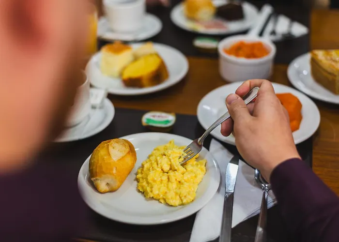 Hotel Golden Park Curitiba By Nacional Inn
