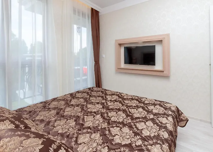 Hot Tub in Room Harmony Suites - Monte Carlo