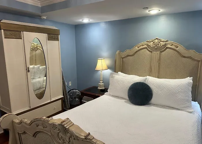 Bed and Breakfast Justine Inn Savannah