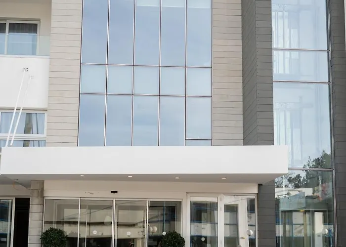 Anthea Hotel Apartments