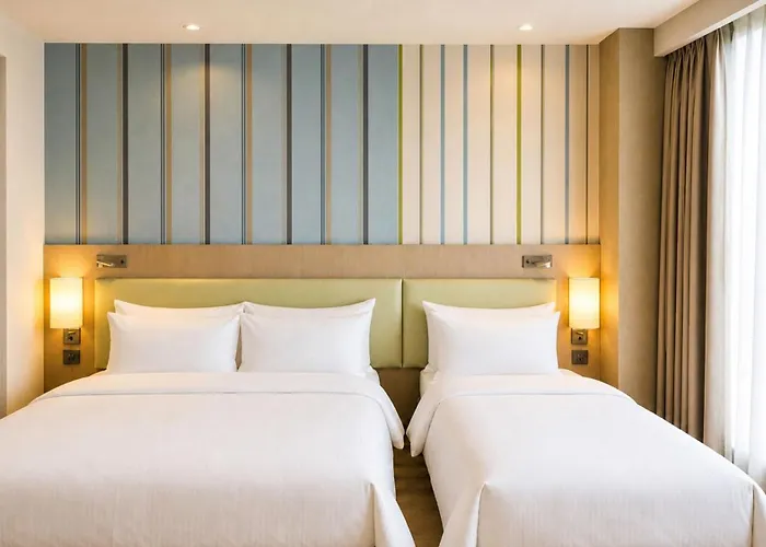 Holiday Inn Express Hong Kong Mongkok By Ihg