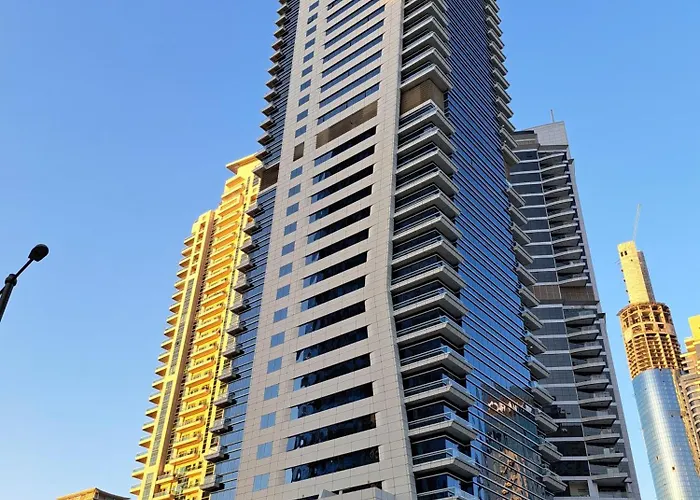 Hotel cerca del colegio: Barceló Residences Dubai Marina