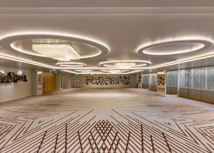 Hotel de 5 estrellas: Divani Caravel