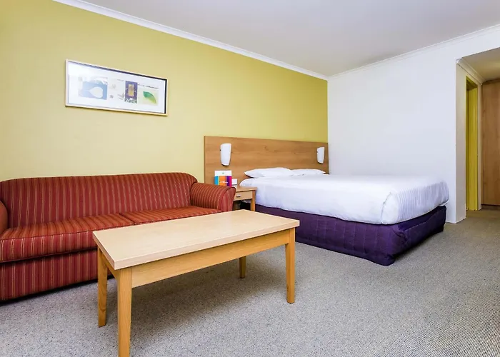 Ibis Styles Canberra Eagle Hawk