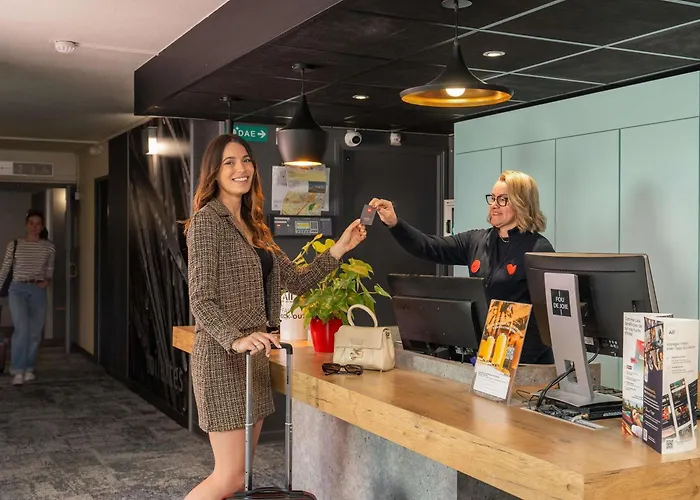 Animaux admis Ibis Orange Centre Echangeur A7 A9