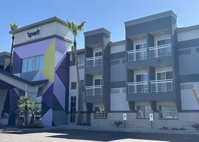 Jacuzzi hotel: Spark By Hilton Tempe Phoenix Airport