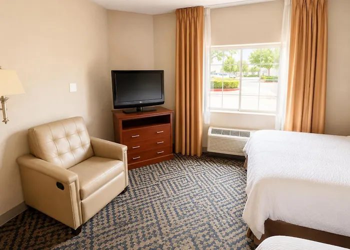 Waterpark hotels Candlewood Suites Houston Westchase - Westheimer By Ihg