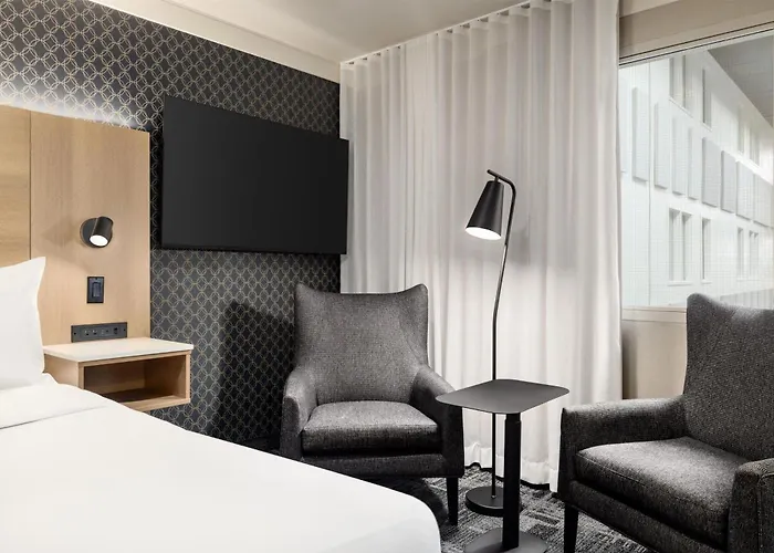 Hôtel Québec Best Western PLUS Centre-Ville - City Center