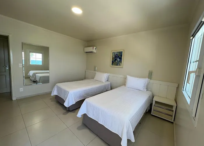Vila Do Farol